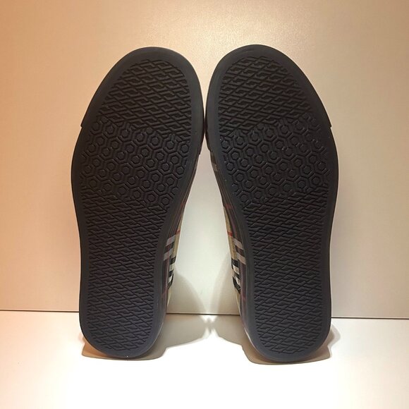 Final Markdown! Closing End Like New BURBERRY Classic Checked Sneakers Size 41 - Picture 6 of 7